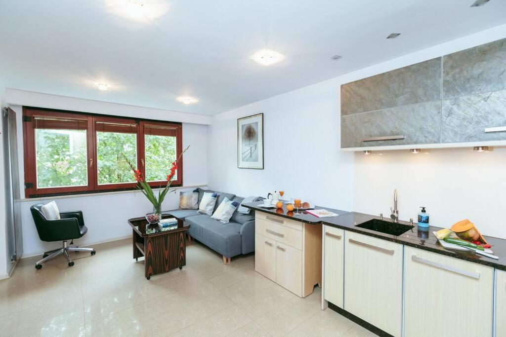 Apartment In The Heart Of Warsaw! Luaran gambar